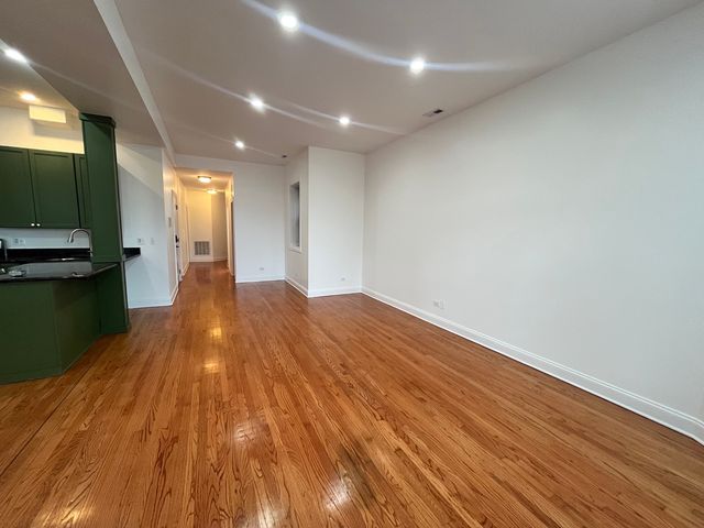 5172 S Michigan Avenue 2, Chicago, IL 60615