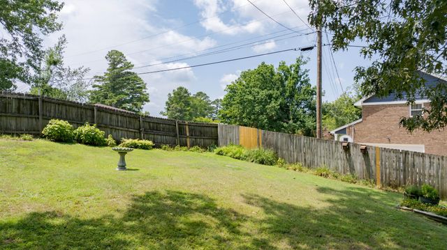 2101 Crown Court Lane, Chattanooga, TN 37421