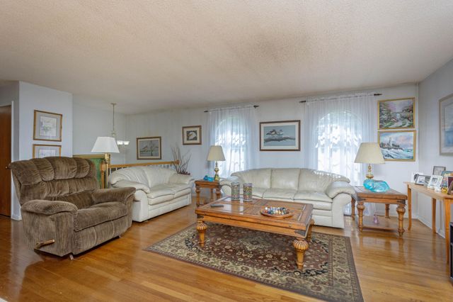 2101 Crown Court Lane, Chattanooga, TN 37421
