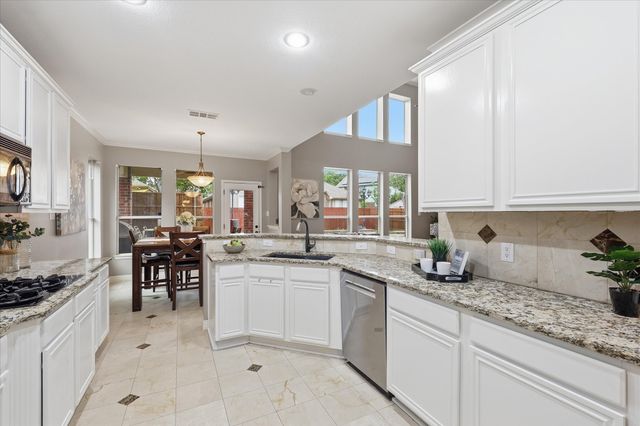 5573 Seabury Drive, Fort Worth, TX 76137