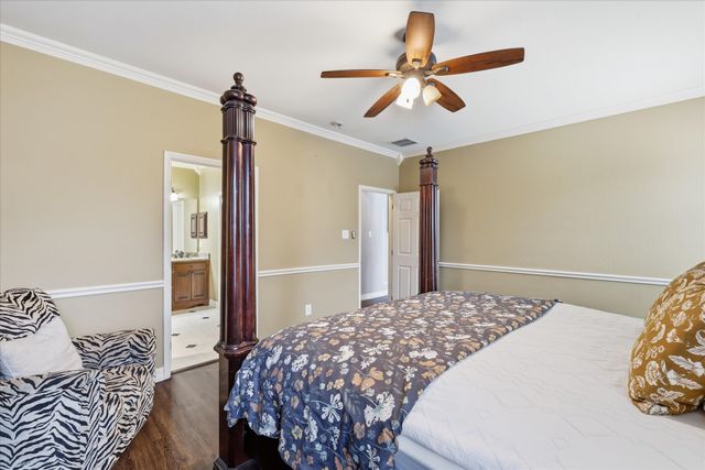 5573 Seabury Drive, Fort Worth, TX 76137