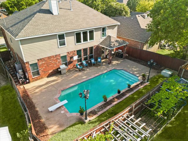 5573 Seabury Drive, Fort Worth, TX 76137