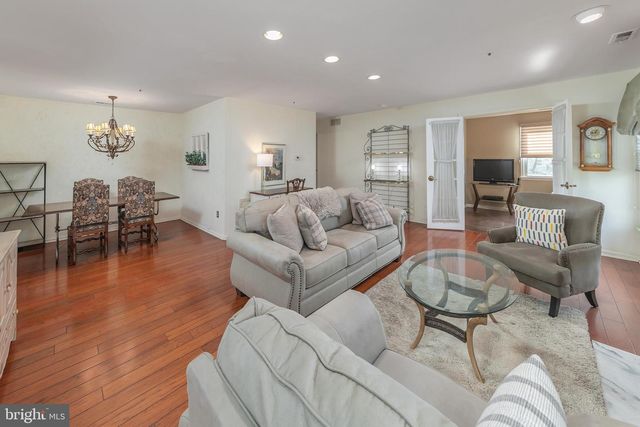 765 CHANTICLEER, Cherry Hill, NJ 08003