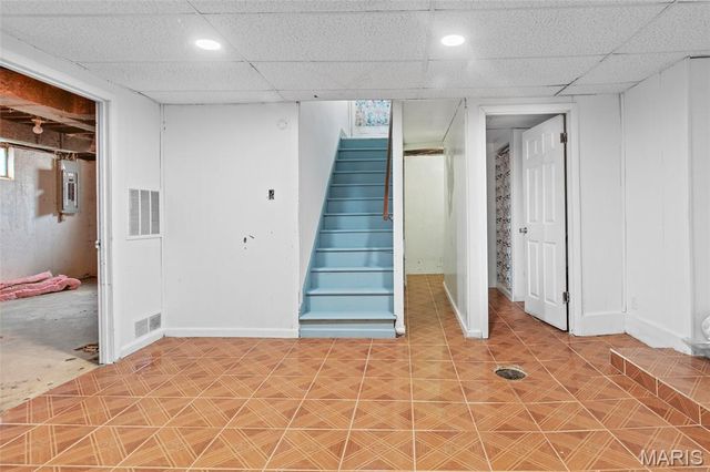 1680 Clover Lane, Florissant, MO 63031