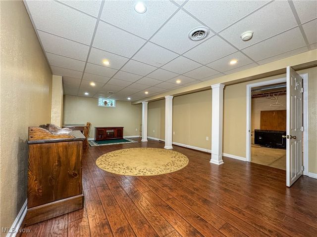 4940 E Calla Road, New Middletown, OH 44442