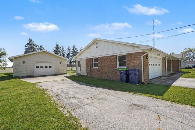 4925 W Freeland Rd Road, Saginaw, MI 48604