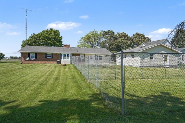 4925 W Freeland Rd Road, Saginaw, MI 48604