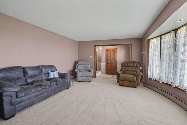 4925 W Freeland Rd Road, Saginaw, MI 48604