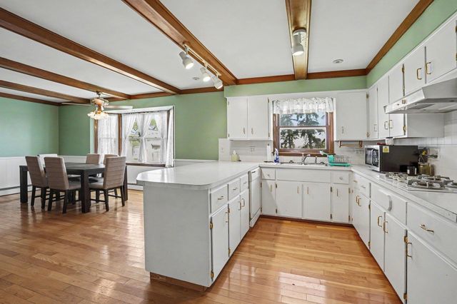 4925 W Freeland Rd Road, Saginaw, MI 48604