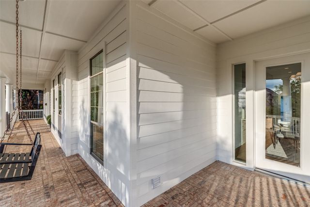 941 Sir Constantine Drive, Lewisville, TX 75056