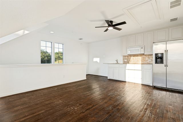 941 Sir Constantine Drive, Lewisville, TX 75056