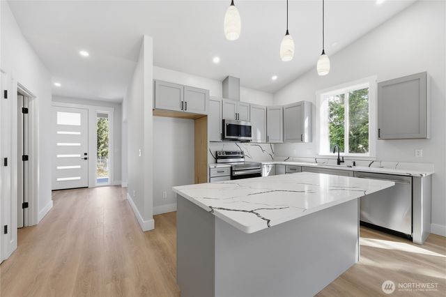 4511 Trail Crest Drive, Port Townsend, WA 98368