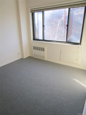 680 N Terrace Avenue 2D, Mount Vernon, NY 10552