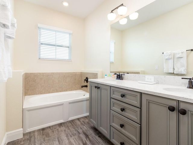 3016 PARROT HEAD PLACE, Kissimmee, FL 34747