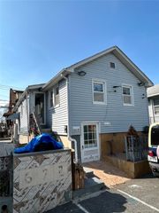 67 Edgewater Park Drive 67E, Bronx, NY 10465
