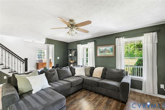 8136 Warriner Rd, Richmond, VA 23231