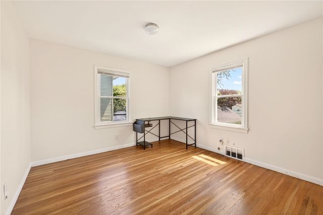 129 Wyndham Road, Rochester, NY 14612