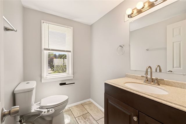 129 Wyndham Road, Rochester, NY 14612