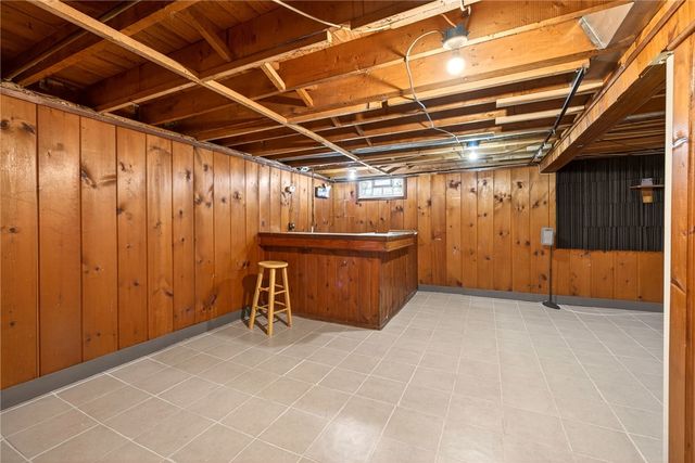 129 Wyndham Road, Rochester, NY 14612