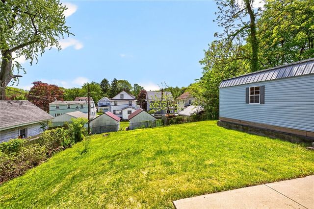 129 Wyndham Road, Rochester, NY 14612