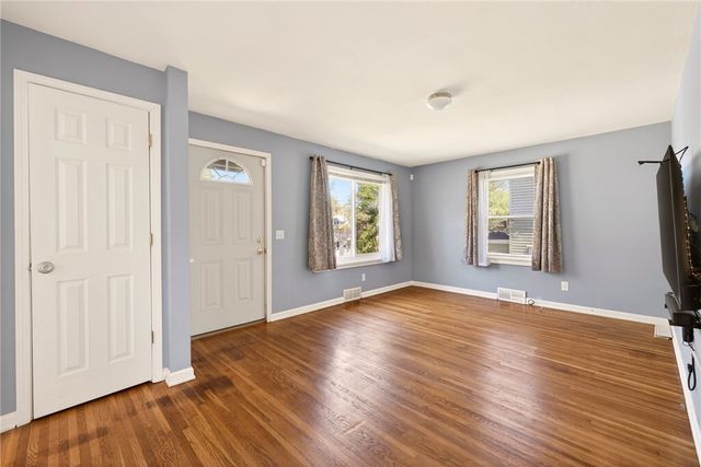 129 Wyndham Road, Rochester, NY 14612