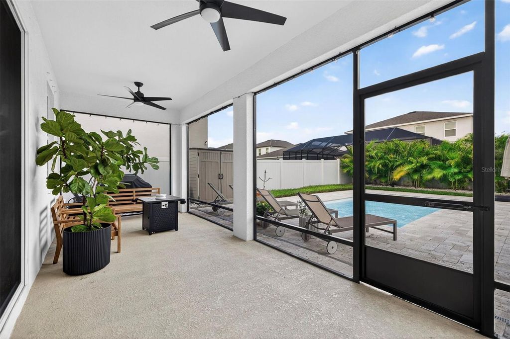 Image 28 of property listing at 10913 HONOR ROAD, Tampa, FL 33625