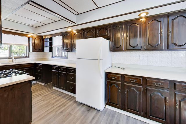 601 E 10th Street, Michigan City, IN 46360