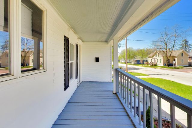 601 E 10th Street, Michigan City, IN 46360