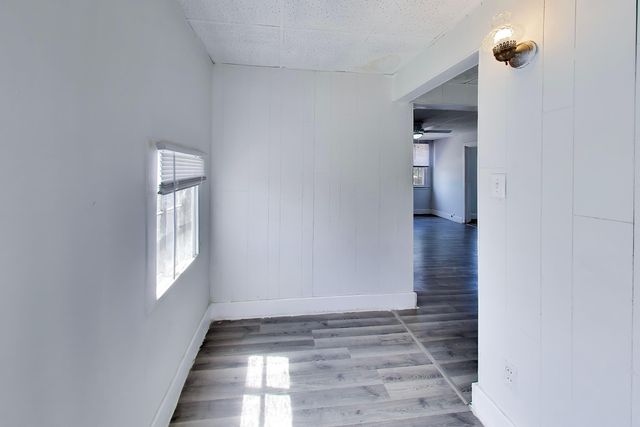 601 E 10th Street, Michigan City, IN 46360
