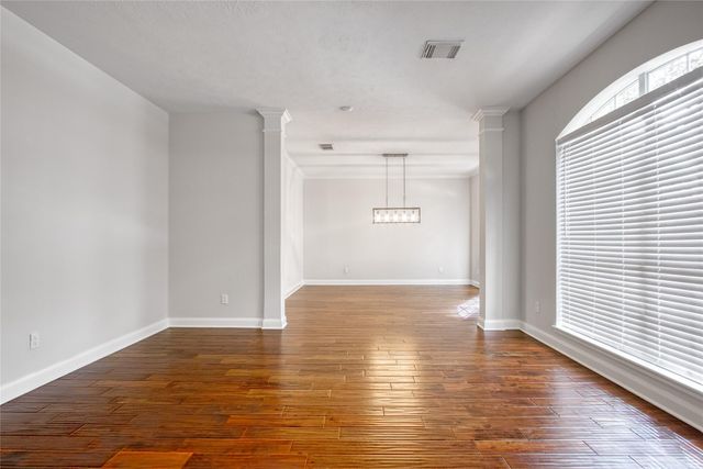 14010 Lakewood Crossing Boulevard, Houston, TX 77070