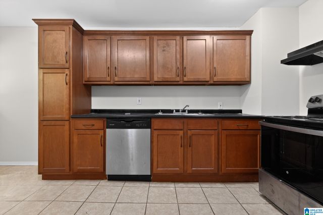 5760 KING DRIVE, Birmingham, AL 35228