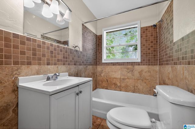 5760 KING DRIVE, Birmingham, AL 35228