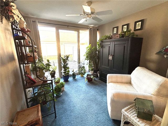 147 Village Court, Columbiana, OH 44408