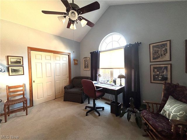 147 Village Court, Columbiana, OH 44408