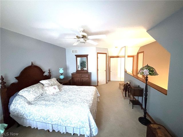 147 Village Court, Columbiana, OH 44408