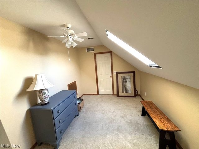 147 Village Court, Columbiana, OH 44408