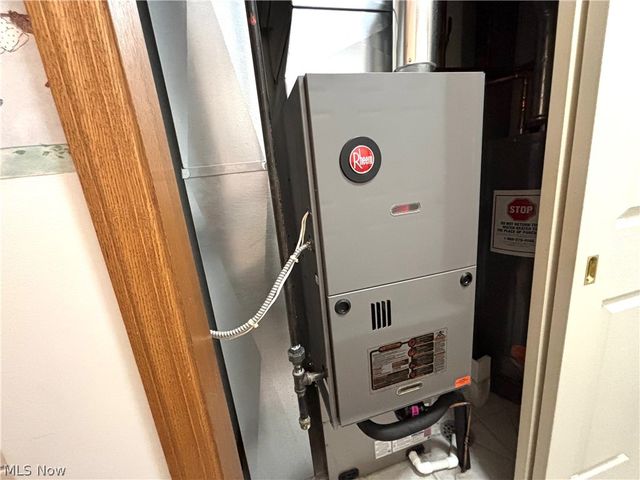 147 Village Court, Columbiana, OH 44408