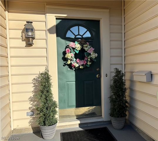 147 Village Court, Columbiana, OH 44408