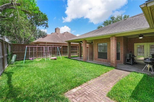 7813 Charlero Dr, Corpus Christi, TX 78414