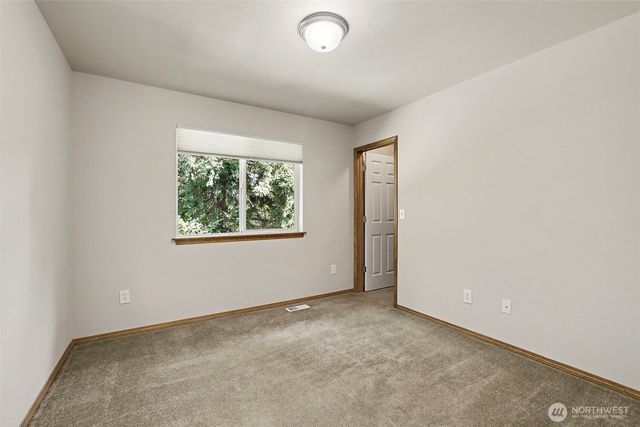 4011 160th Place SE, Bothell, WA 98012