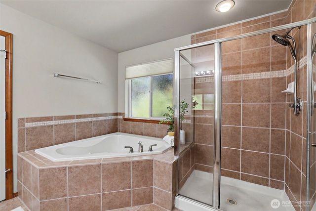 4011 160th Place SE, Bothell, WA 98012