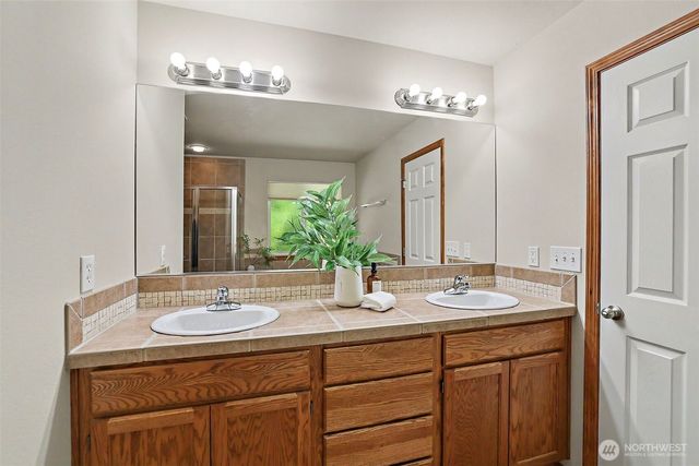 4011 160th Place SE, Bothell, WA 98012