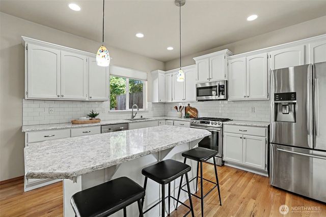 4011 160th Place SE, Bothell, WA 98012