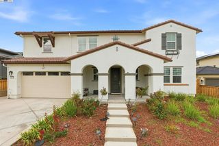 3037 Copley Dr, Tracy, CA 95377