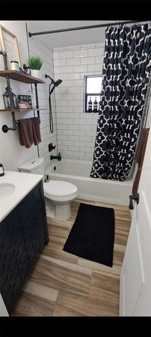 11414 COUNTRY OAKS DRIVE, Tampa, FL 33618