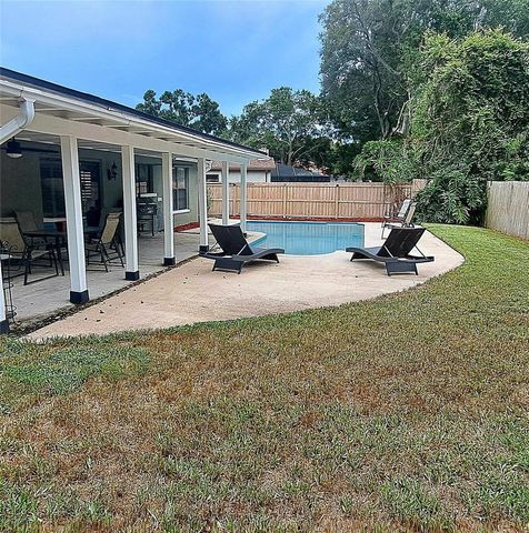 11414 COUNTRY OAKS DRIVE, Tampa, FL 33618
