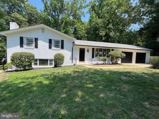 5410 OLD BRANCH AVE, Temple Hills, MD 20748