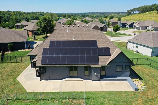 3221 S Mize Ridge Court, Independence, MO 64057