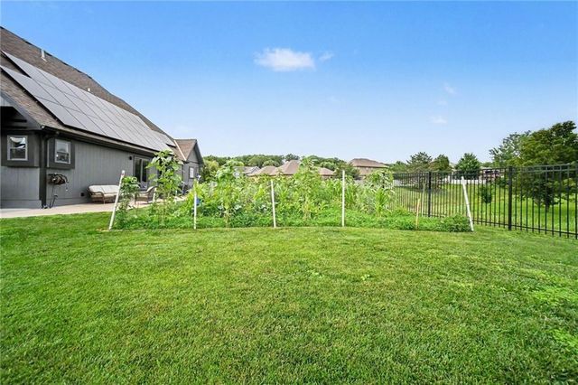 3221 S Mize Ridge Court, Independence, MO 64057