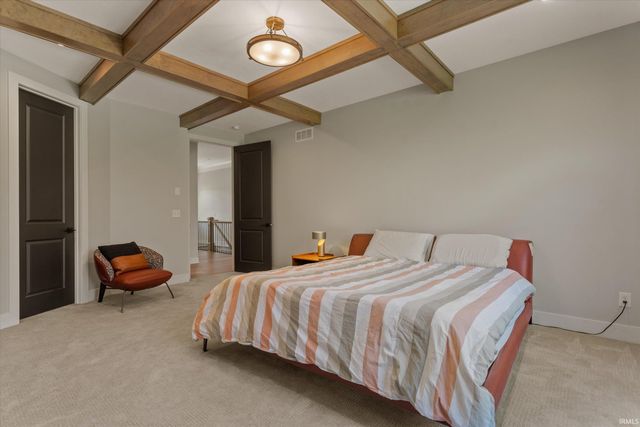 18071 Abington Court, South Bend, IN 46637
